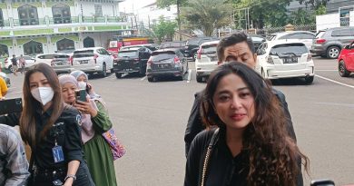 Tak Penuhi Panggilan Mediasi dengan Saipul Jamil, Dewi Perssik: Ada Kerjaan