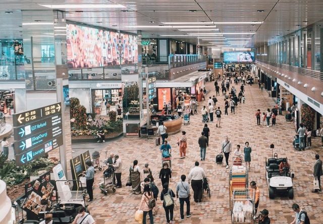Bandara Changi Akan Terapkan Bebas Paspor Mulai 2024